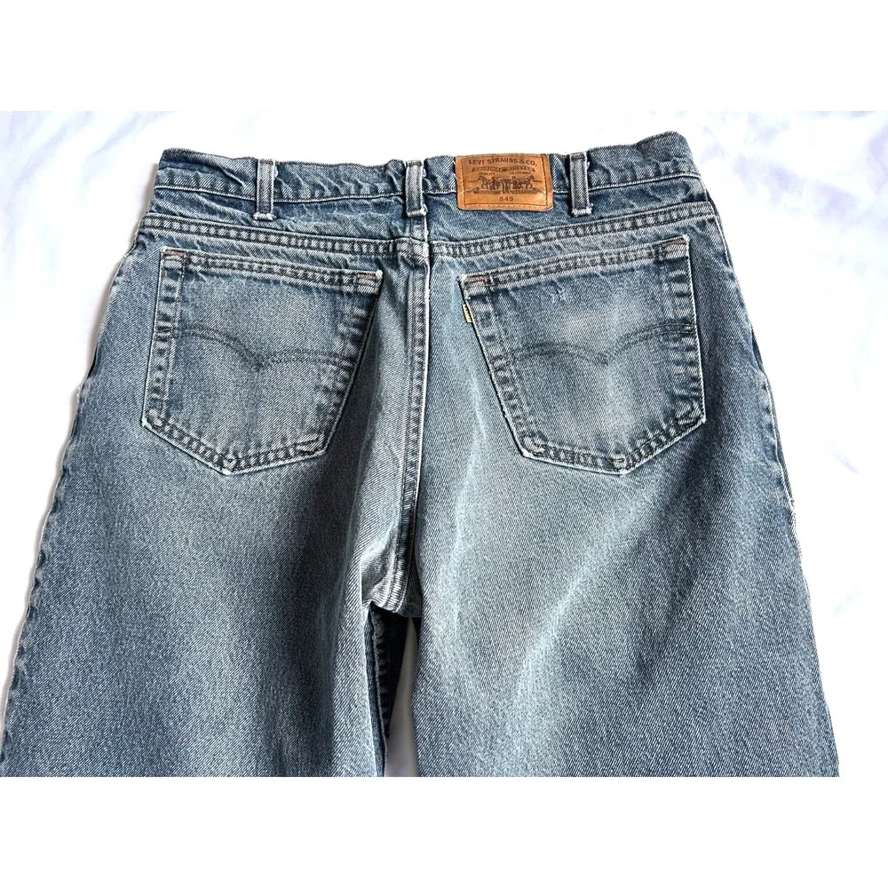 Vintage Levis 545 Denim Loose Fit Gold Tab Zipper Made USA Blue Tag 34 Act 33